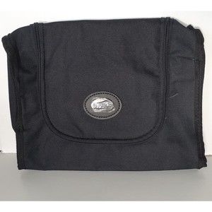 American Tourister travel hanging toiletry bag